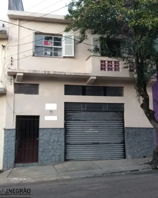 Foto 1 de Casa com 2 Quartos à venda, 192m² em Vila Firmiano Pinto, São Paulo