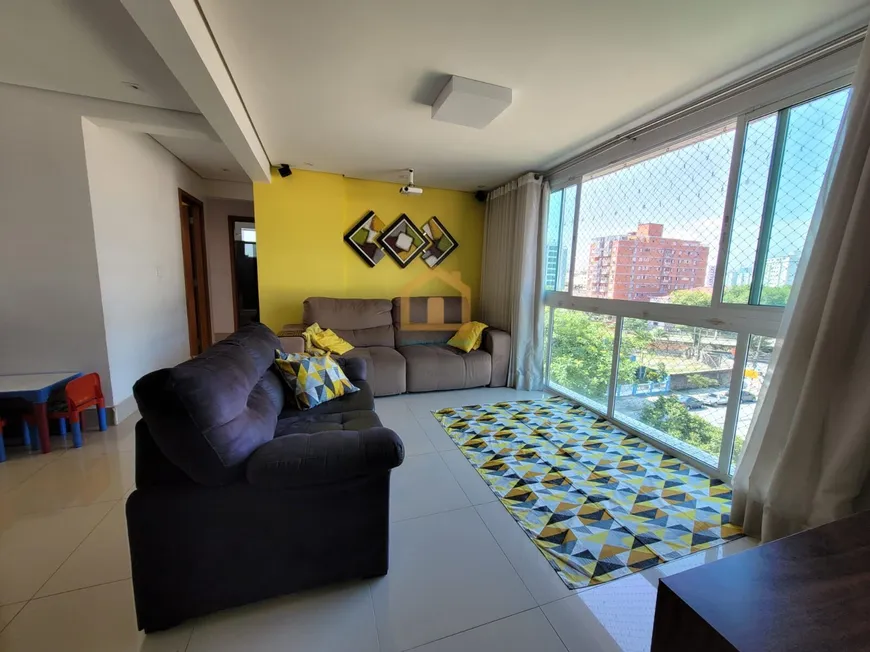 Foto 1 de Apartamento com 3 Quartos à venda, 160m² em Marapé, Santos