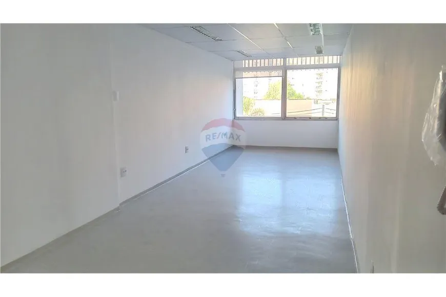 Foto 1 de Sala Comercial para alugar, 32m² em Itaim Bibi, São Paulo