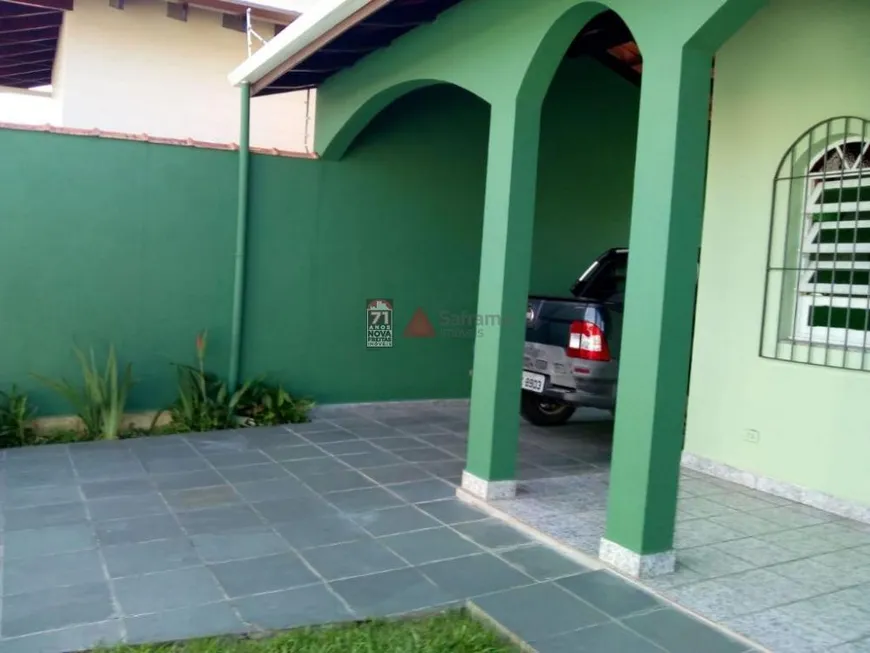 Foto 1 de Casa com 4 Quartos à venda, 165m² em Parque Balneario Poiares, Caraguatatuba