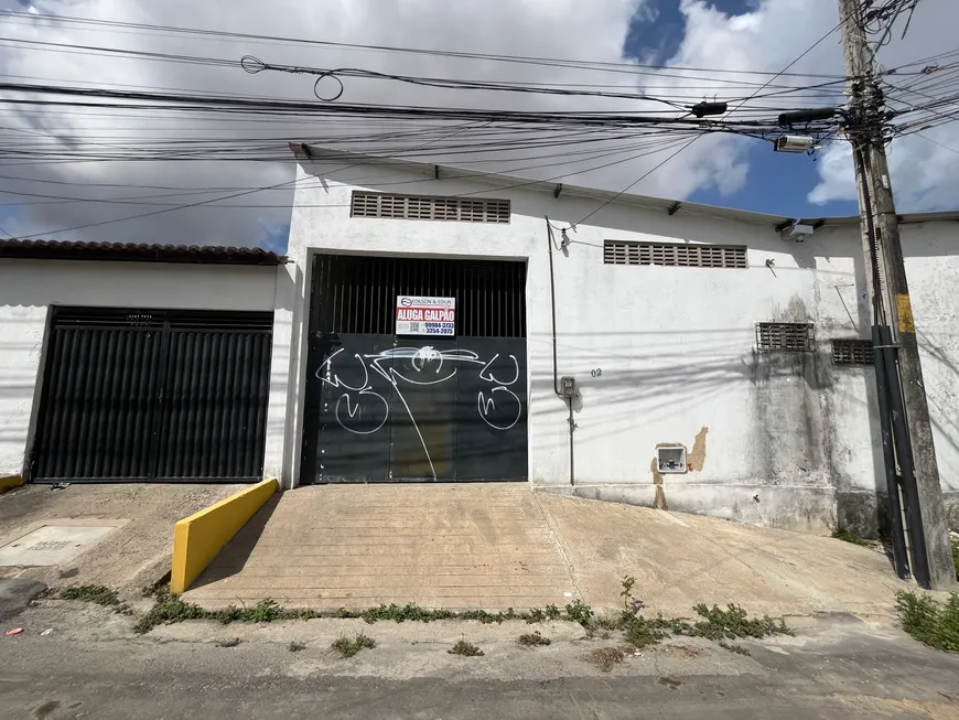 Foto 1 de Galpão/Depósito/Armazém para alugar, 120m² em Maraponga, Fortaleza