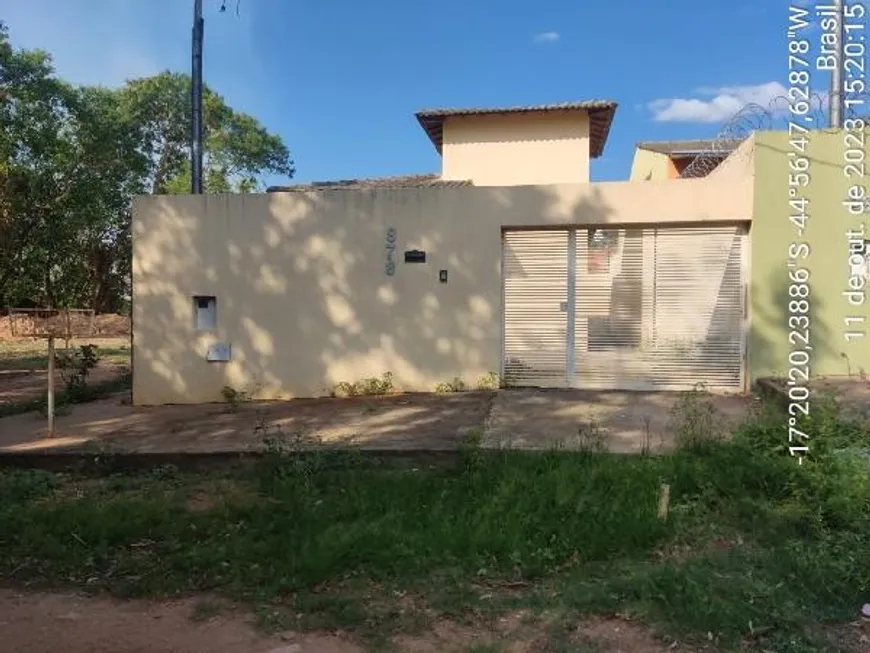 Foto 1 de Casa com 2 Quartos à venda, 156m² em Santo Antônio, Pirapora