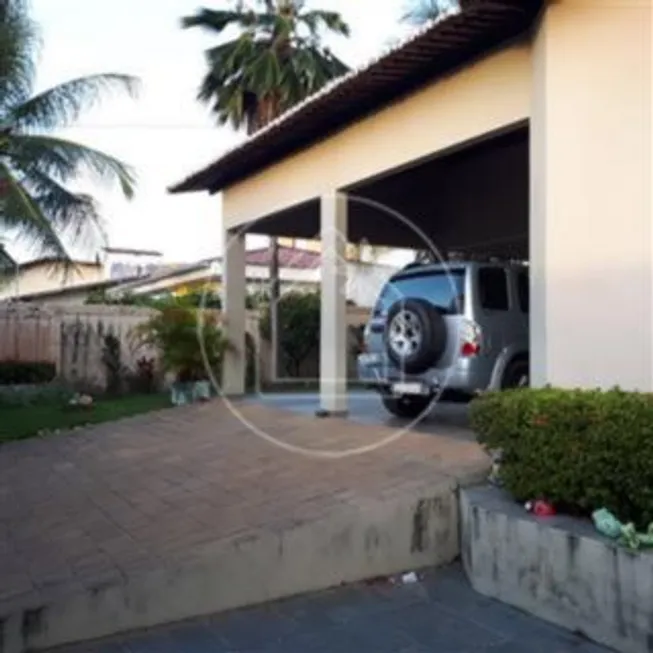 Foto 1 de Casa com 3 Quartos à venda, 331m² em Pitimbu, Natal