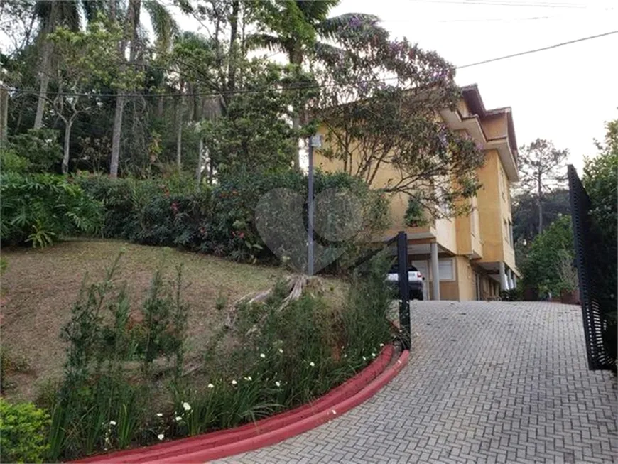 Foto 1 de Casa de Condomínio com 4 Quartos à venda, 438m² em Jardim Salete, Taboão da Serra