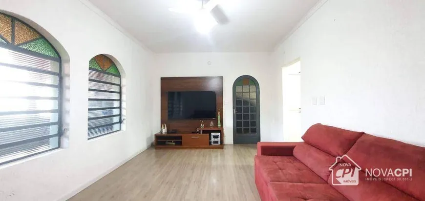Foto 1 de Casa com 3 Quartos à venda, 131m² em Jardim Ipaussurama, Campinas