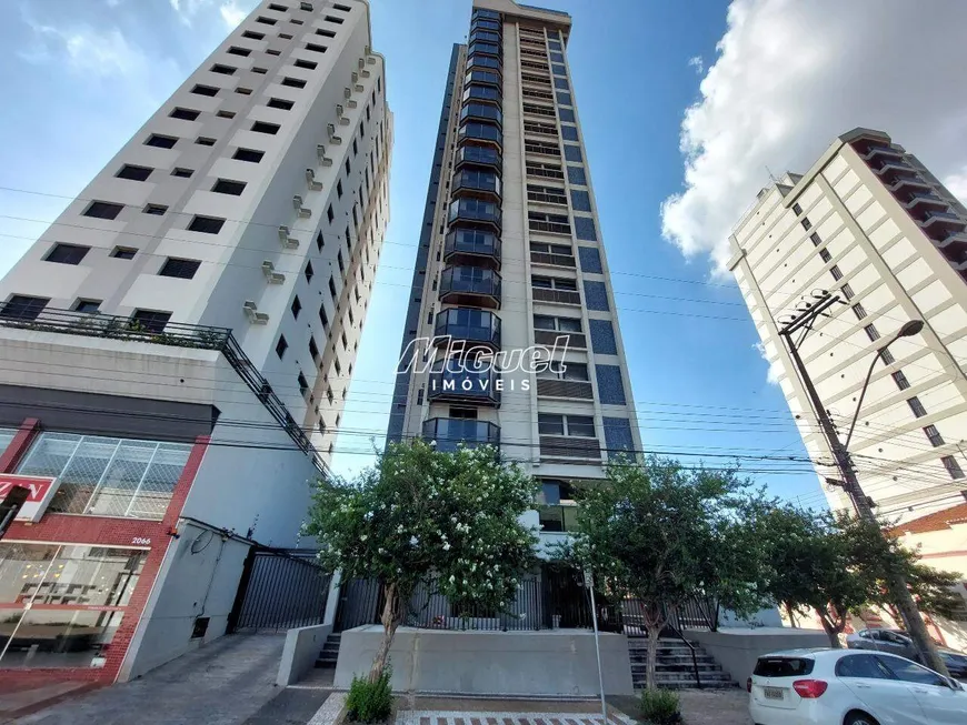 Foto 1 de Cobertura com 4 Quartos para alugar, 577m² em Centro, Piracicaba