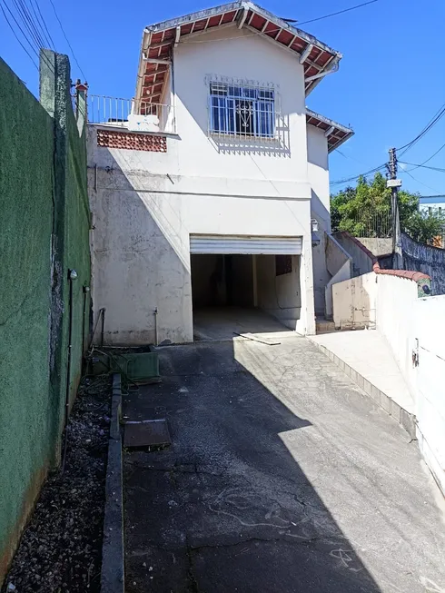 Foto 1 de Casa com 2 Quartos à venda, 52m² em Saldanha Marinho, Petrópolis