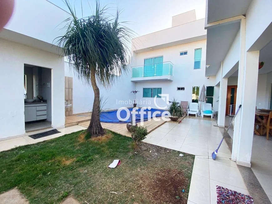 Foto 1 de Casa com 3 Quartos à venda, 171m² em Setor Sul Jamil Miguel, Anápolis