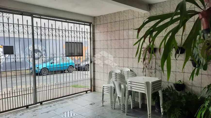 Foto 1 de Casa com 3 Quartos à venda, 160m² em Jardim Presidente Dutra, Guarulhos