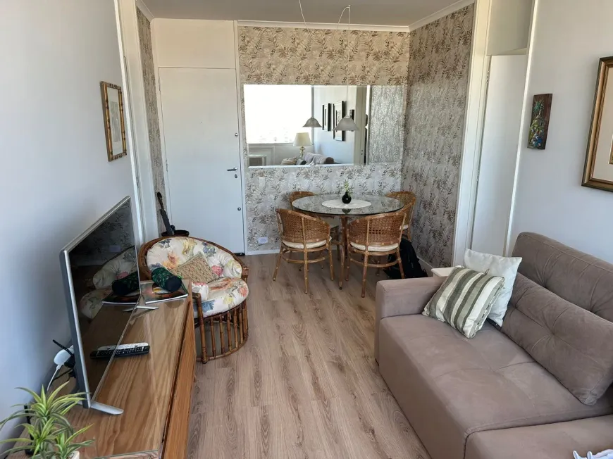 Foto 1 de Apartamento com 1 Quarto para alugar, 60m² em Ipanema, Rio de Janeiro