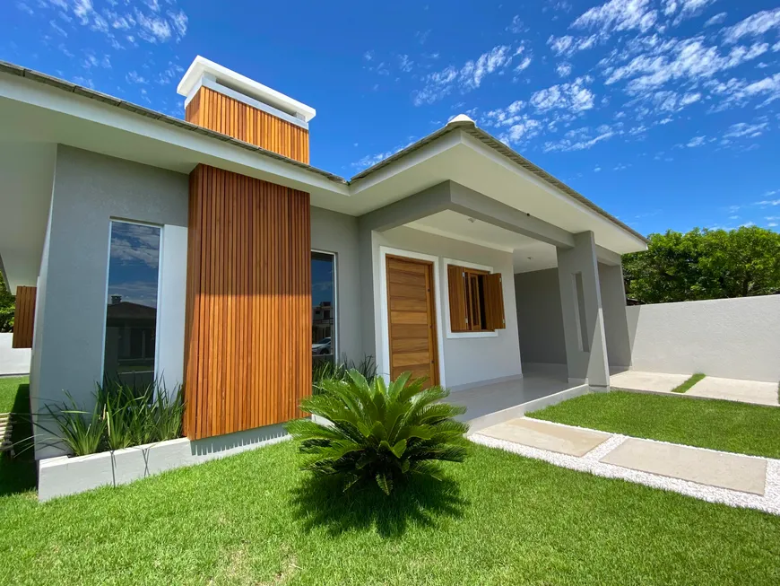 Foto 1 de Casa com 3 Quartos à venda, 117m² em Balneário São Paulo, Arroio do Sal