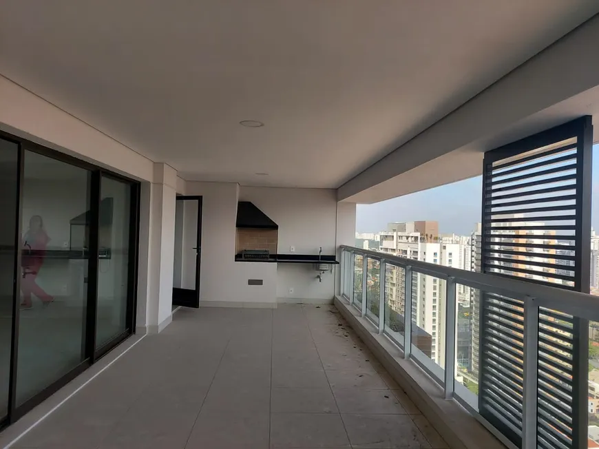 Foto 1 de Apartamento com 3 Quartos à venda, 178m² em Brooklin, São Paulo