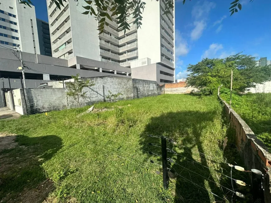 Foto 1 de Lote/Terreno à venda, 360m² em Jardins, Aracaju