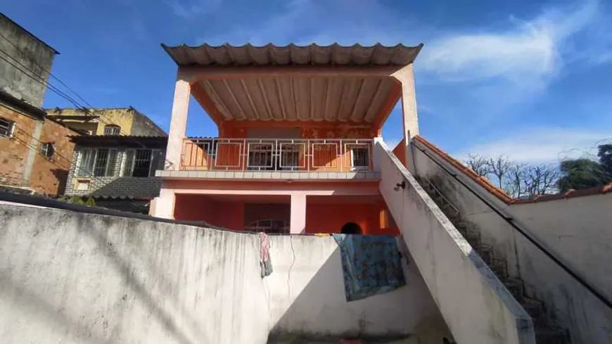 Foto 1 de Casa com 4 Quartos à venda, 168m² em Moqueta, Nova Iguaçu