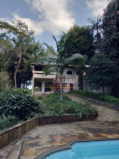 Foto 1 de Fazenda/Sítio com 3 Quartos à venda, 657m² em Riacho Grande, São Bernardo do Campo