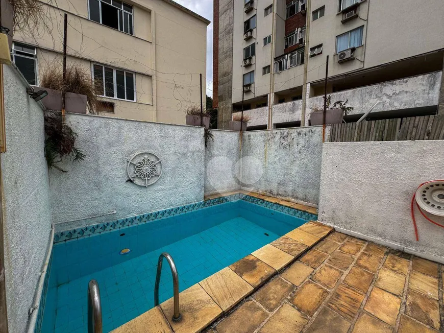 Foto 1 de Cobertura com 3 Quartos à venda, 255m² em Jardim Botânico, Rio de Janeiro