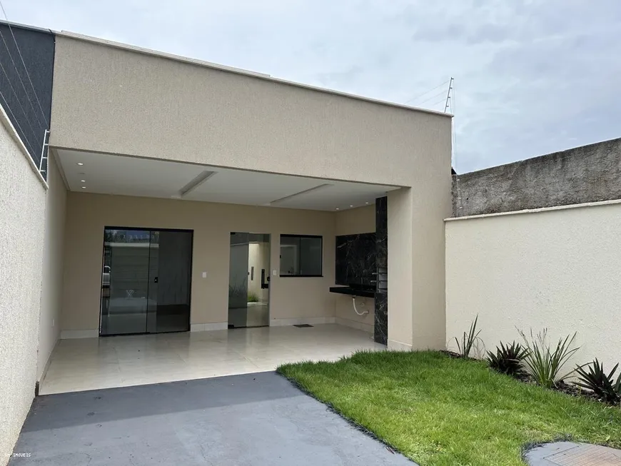 Foto 1 de Casa com 3 Quartos à venda, 165m² em Residencial Parque Mendanha, Goiânia
