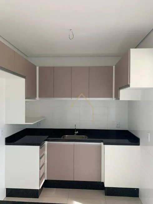 Foto 1 de Apartamento com 3 Quartos à venda, 76m² em Santa Cruz, Americana