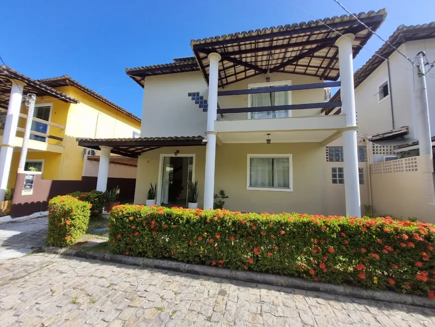 Foto 1 de Casa de Condomínio com 4 Quartos à venda, 140m² em Buraquinho, Lauro de Freitas
