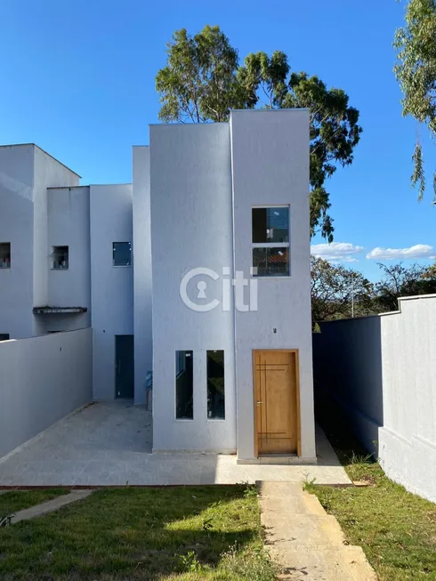 Foto 1 de Casa com 3 Quartos à venda, 118m² em Jardim Imperial, Lagoa Santa