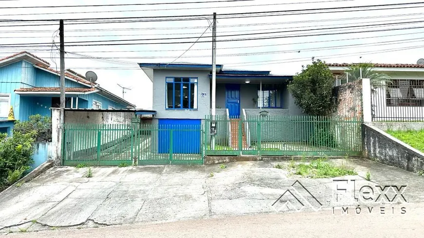 Foto 1 de Lote/Terreno à venda, 252m² em Tingui, Curitiba