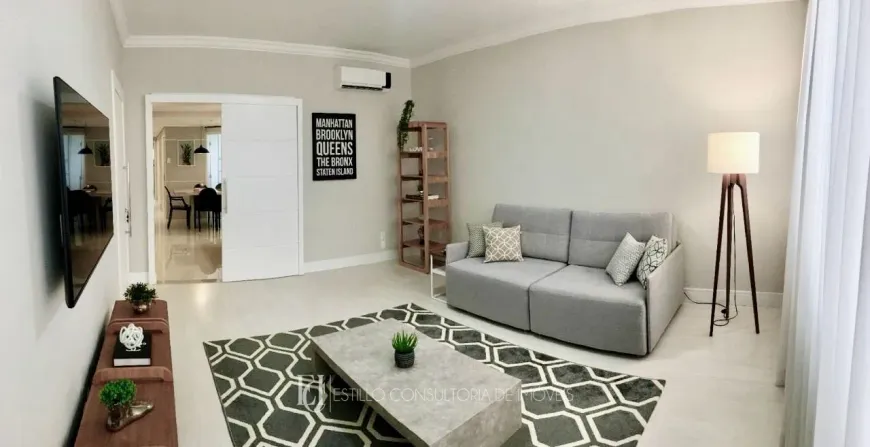 Foto 1 de Apartamento com 2 Quartos à venda, 112m² em Centro, Florianópolis