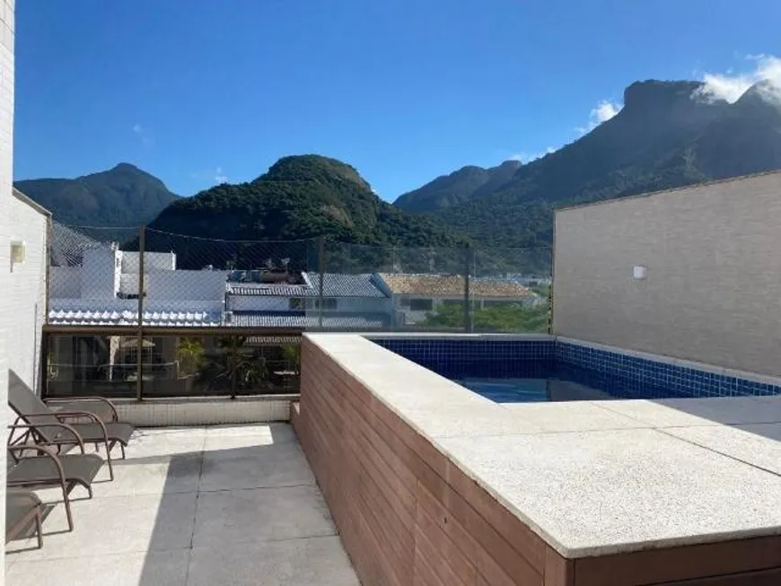 Foto 1 de Cobertura com 4 Quartos à venda, 280m² em Barra da Tijuca, Rio de Janeiro