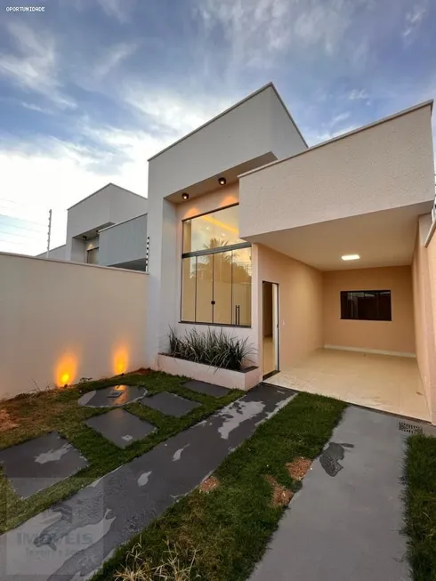 Foto 1 de Casa com 3 Quartos à venda, 180m² em Residencial Village Garavelo, Aparecida de Goiânia