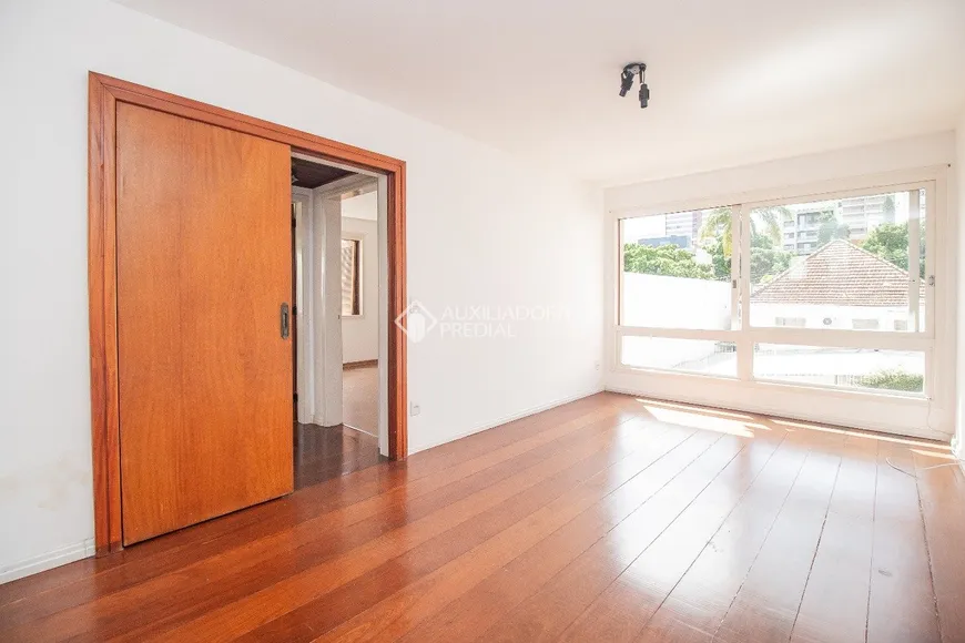 Foto 1 de Apartamento com 2 Quartos para alugar, 70m² em Moinhos de Vento, Porto Alegre