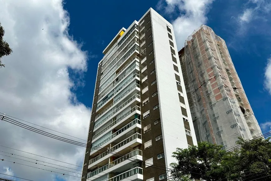 Foto 1 de Apartamento com 3 Quartos à venda, 155m² em Zona 01, Maringá