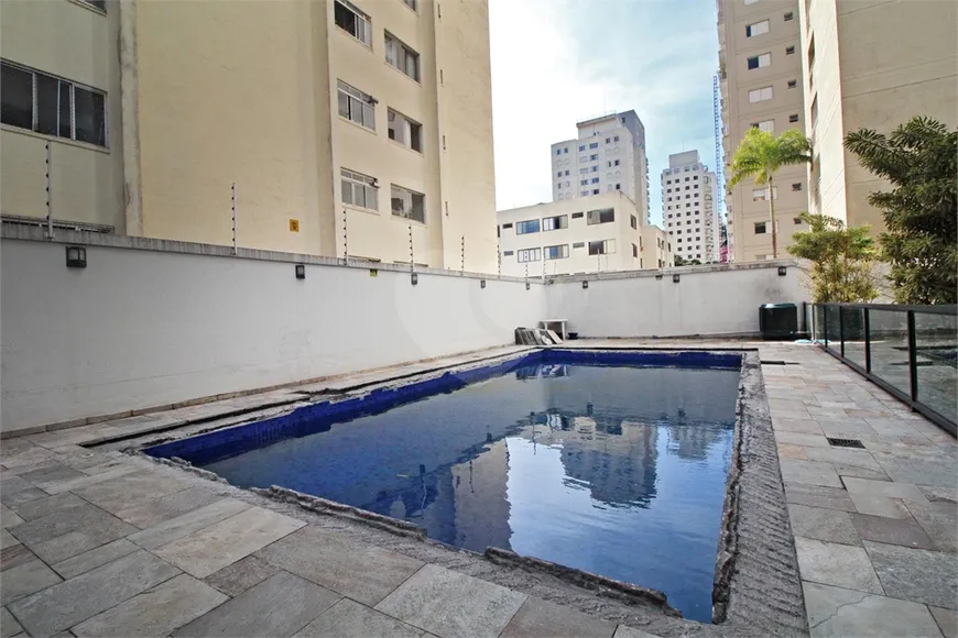 Foto 1 de Apartamento com 4 Quartos para alugar, 193m² em Moema, São Paulo