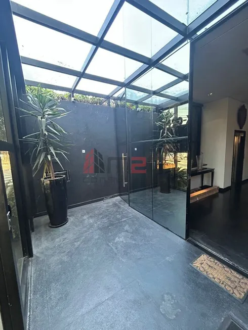 Foto 1 de Prédio Comercial para venda ou aluguel, 560m² em Jardim Everest, São Paulo