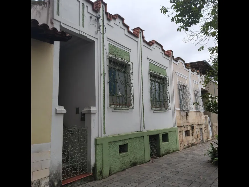 Foto 1 de Casa com 2 Quartos à venda, 130m² em Centro, São João Del Rei