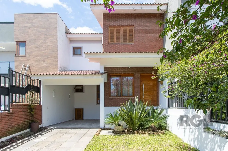 Foto 1 de Casa com 3 Quartos à venda, 179m² em Lagos de Nova Ipanema, Porto Alegre