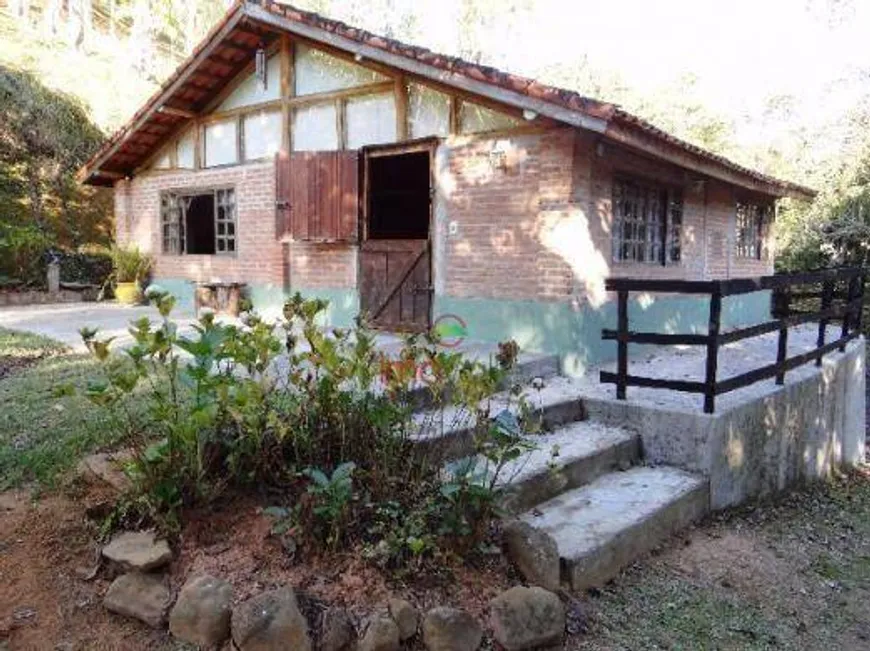 Foto 1 de Fazenda/Sítio com 4 Quartos à venda, 300m² em Monte Castelo, São José dos Campos