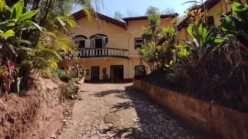 Foto 1 de Casa com 3 Quartos à venda, 1386m² em Centro, Matias Barbosa