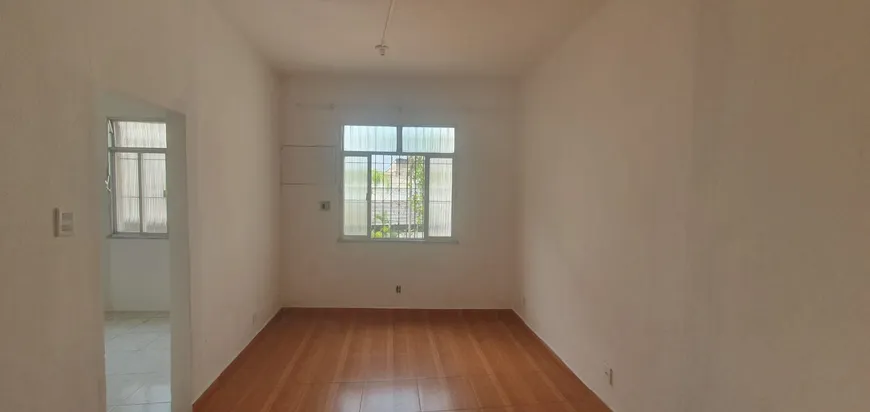 Foto 1 de Sala Comercial com 1 Quarto para alugar, 30m² em Madureira, Rio de Janeiro