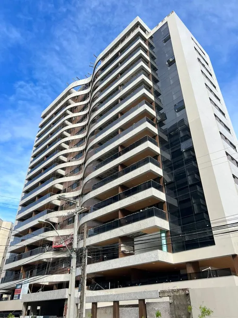 Foto 1 de Apartamento com 3 Quartos à venda, 153m² em Jatiúca, Maceió