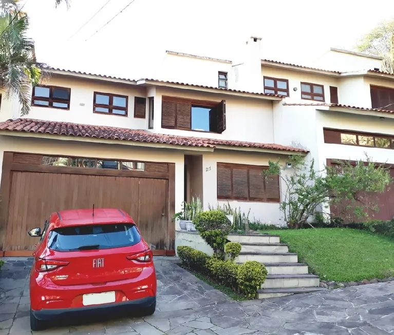 Foto 1 de Casa com 4 Quartos para alugar, 186m² em Teresópolis, Porto Alegre