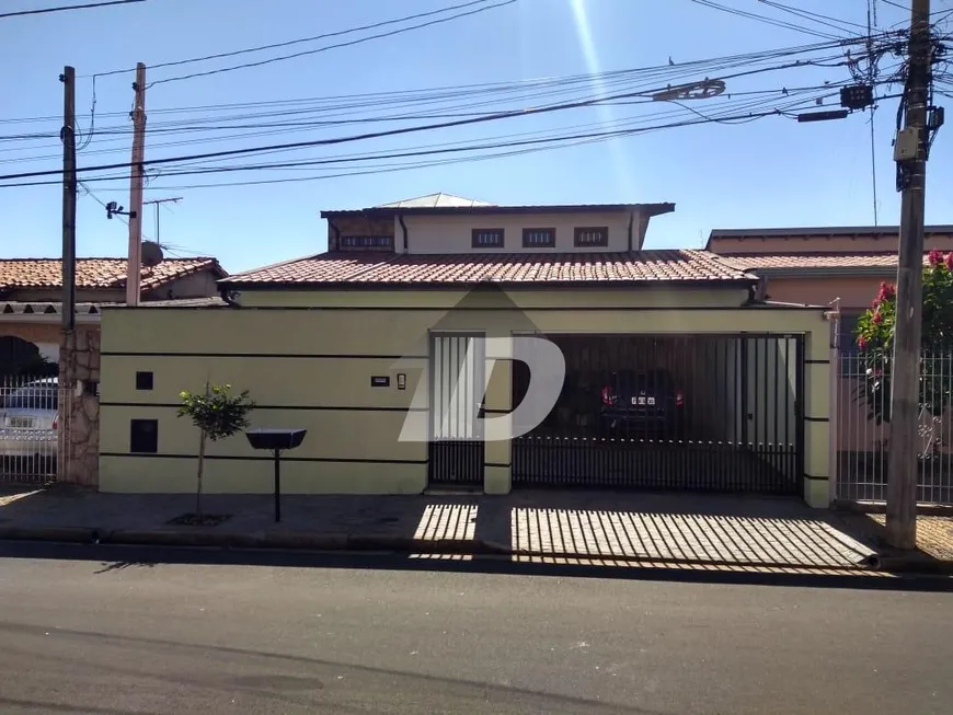 Foto 1 de Casa com 5 Quartos para venda ou aluguel, 259m² em Jardim Bela Vista, Campinas