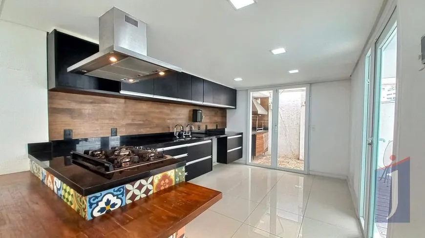 Foto 1 de Casa com 3 Quartos à venda, 227m² em Vila Mariana, São Paulo