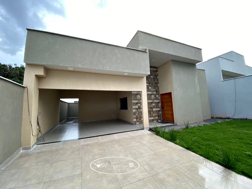 Foto 1 de Casa com 3 Quartos à venda, 248m² em Vila São Joaquim, Aparecida de Goiânia