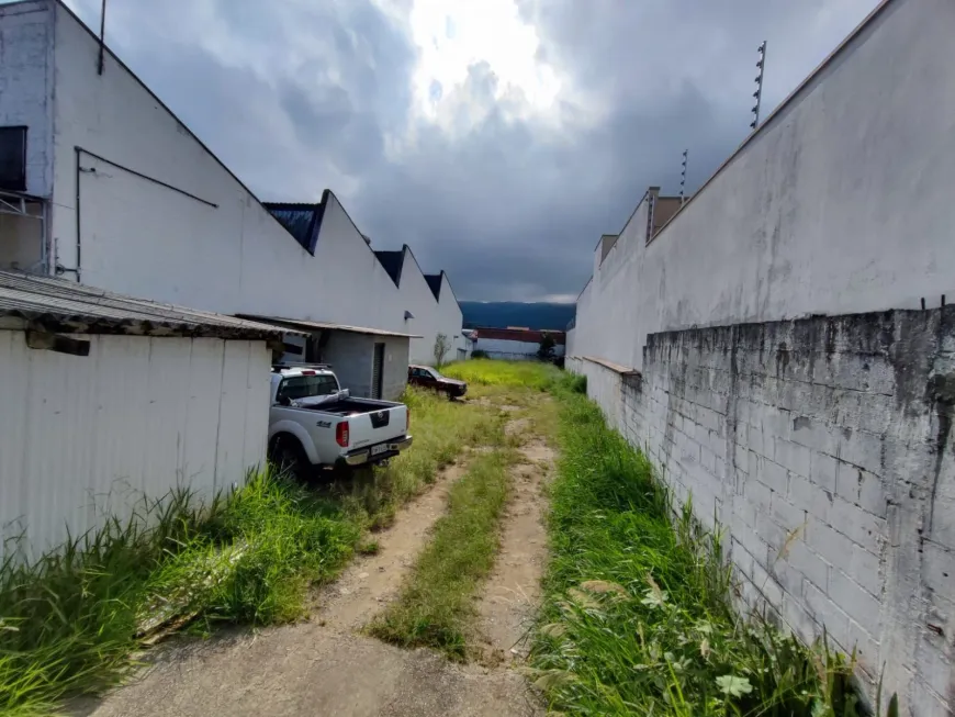 Foto 1 de Lote/Terreno à venda, 500m² em Vila Suíssa, Mogi das Cruzes