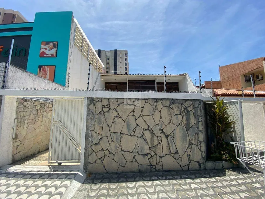 Foto 1 de Imóvel Comercial com 3 Quartos para alugar, 250m² em Treze de Julho, Aracaju