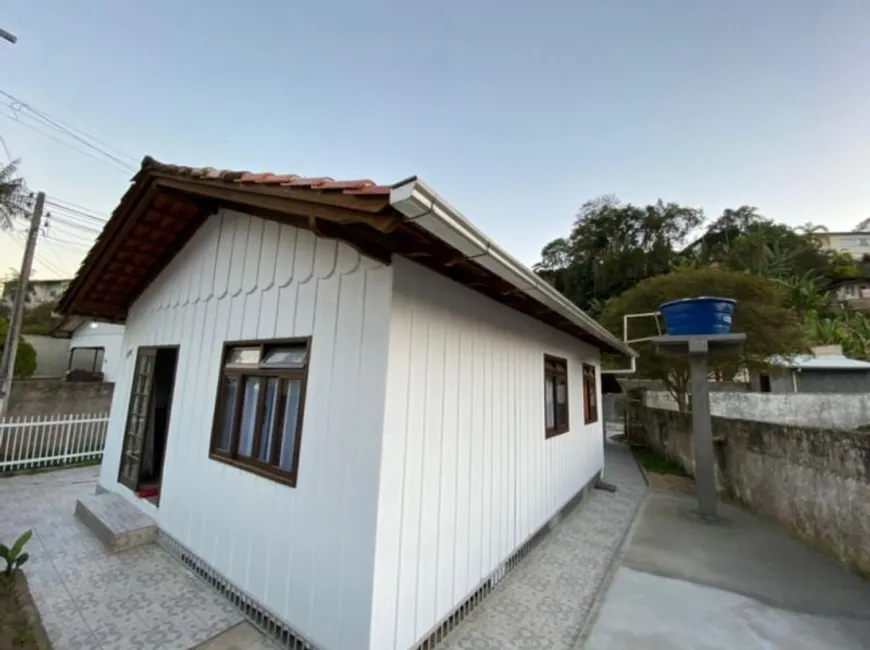 Foto 1 de Casa com 3 Quartos à venda, 94m² em Boa Vista, Blumenau