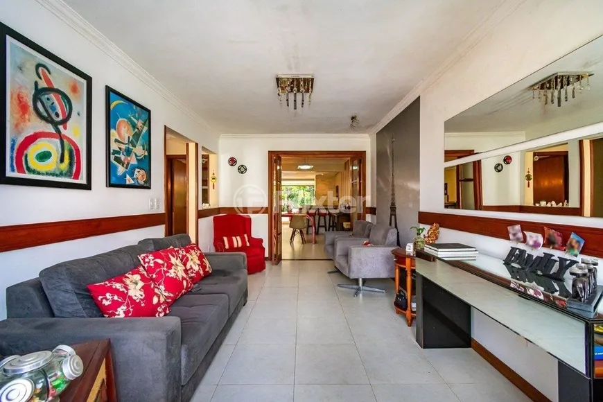 Foto 1 de Casa de Condomínio com 4 Quartos à venda, 125m² em Cavalhada, Porto Alegre