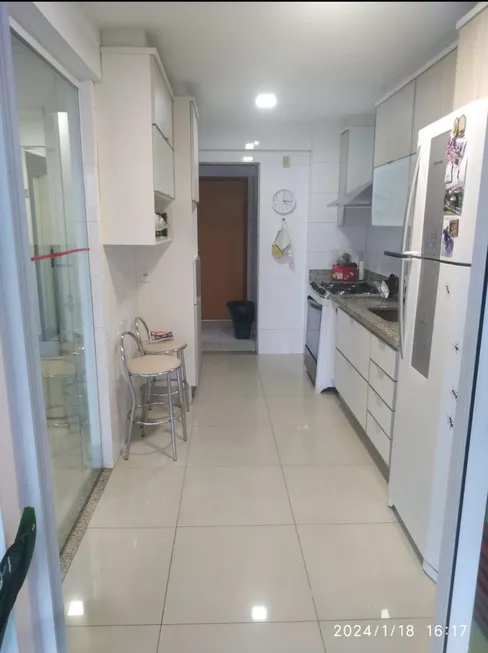 Foto 1 de Apartamento com 3 Quartos à venda, 140m² em Setor Bueno, Goiânia