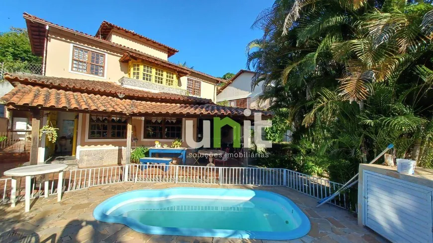 Foto 1 de Casa de Condomínio com 4 Quartos à venda, 150m² em Badu, Niterói