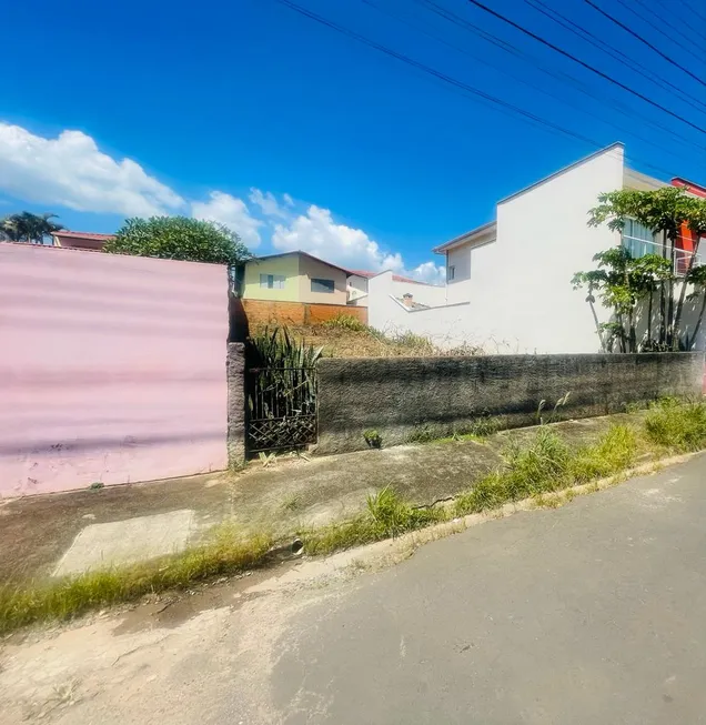 Foto 1 de Lote/Terreno à venda, 142m² em Centro, Socorro