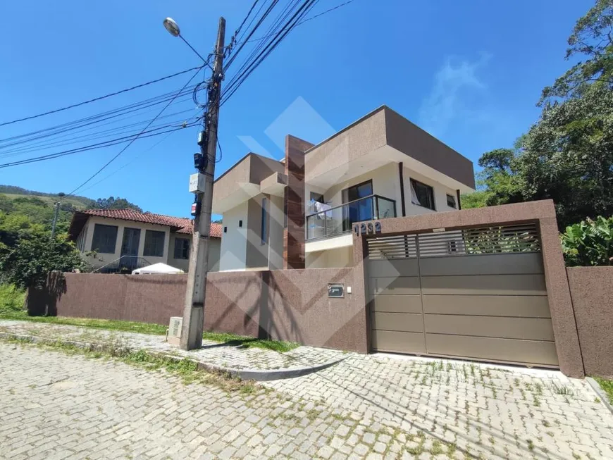 Foto 1 de Casa com 4 Quartos à venda, 139m² em Cônego, Nova Friburgo